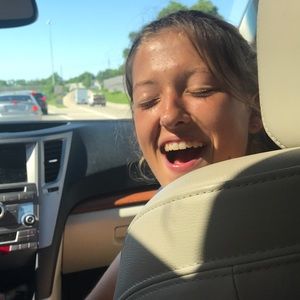 Meet your Posher, Grace